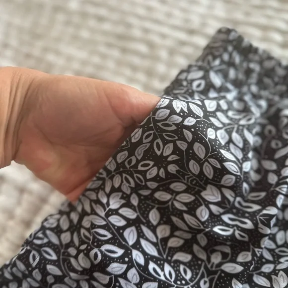 COOL RUN - Picture 2 of 7